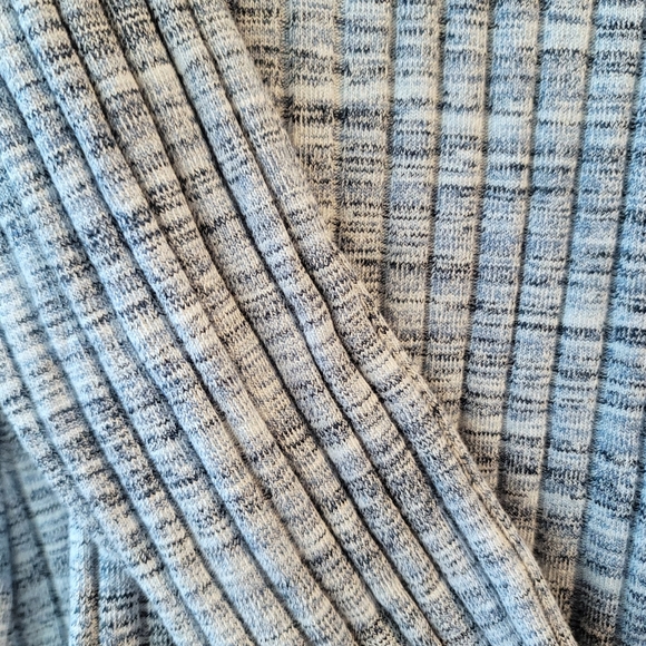 Blue Knitted Maxi Dress from Old Navy - Picture 3 of 4